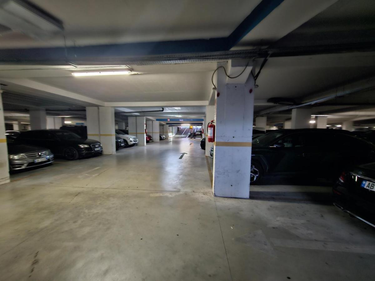 Pleasing Place With Free Parking On Site In Tirana Komuna E Parisit Exterior photo